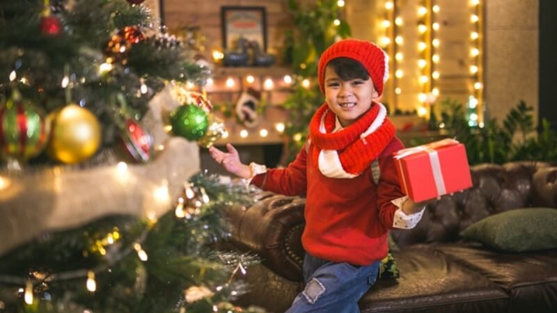 Nụ cười Noel tỏa sáng cùng bộ đồ xinh xắn của bé Nụ cười Noel tỏa sáng cùng bộ đồ xinh xắn của bé