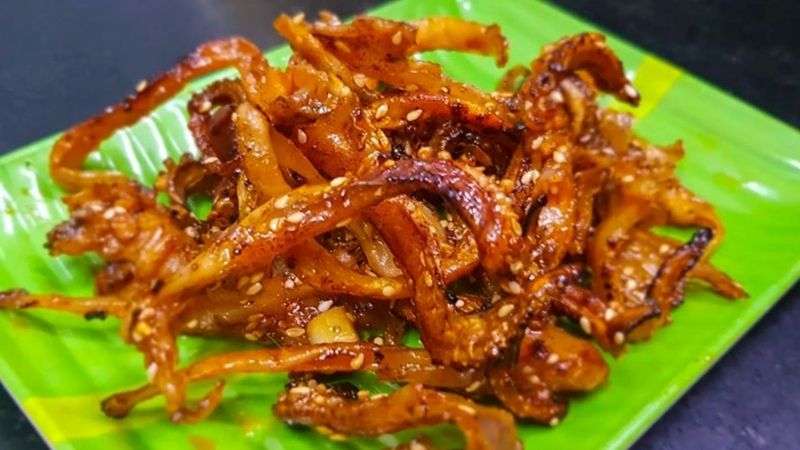 Khô mực chiên nước mắm