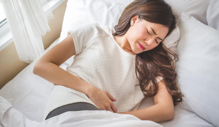 Đau bụng kinh kéo dài mấy ngày là bình thường? Khi nào cần đi khám?