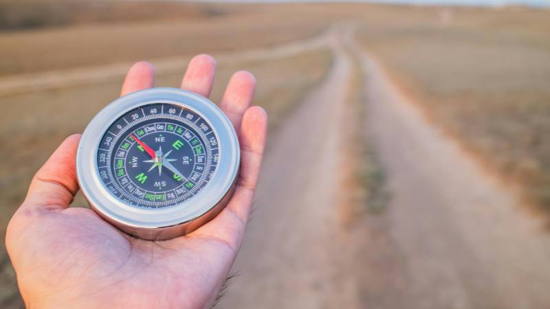 Sinh năm Mậu Thân 1968 hợp các hướng Đông Bắc, Tây Bắc, Tây, Tây Nam