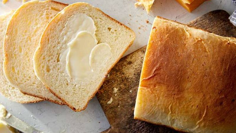 sốt phô mai chấm bánh mì