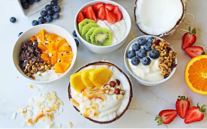 Sữa chua Hy Lạp trái cây tươi mát ít chất béo Sữa chua Hy Lạp trái cây tươi mát ít chất béo