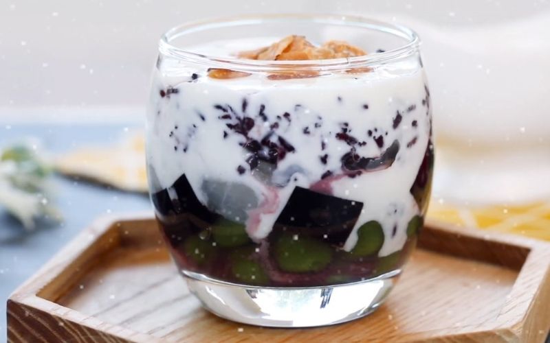 Sữa chua nếp cẩm thanh nhẹ giúp tiêu hóa tốt Sữa chua nếp cẩm thanh nhẹ giúp tiêu hóa tốt