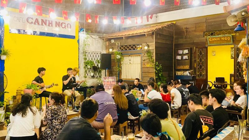 Canh Ngọ cafe Canh Ngọ cafe