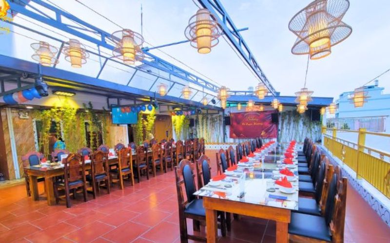 Hầm Rượu Lộc Vàng Hầm Rượu Lộc Vàng