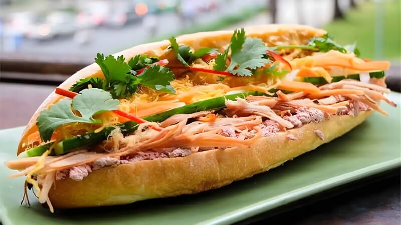 Bánh mì – Món ăn đường phố ngon nhất thế giới