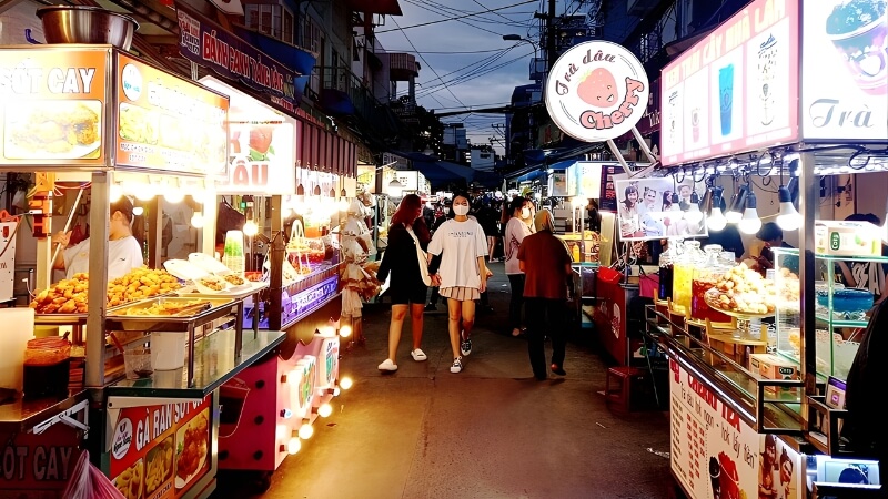 Đường Phan Xích Long (Phú Nhuận)