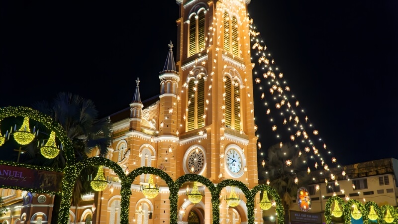 Hình ảnh lễ Giáng sinh ở Việt Nam tại TP Hồ Chí Minh