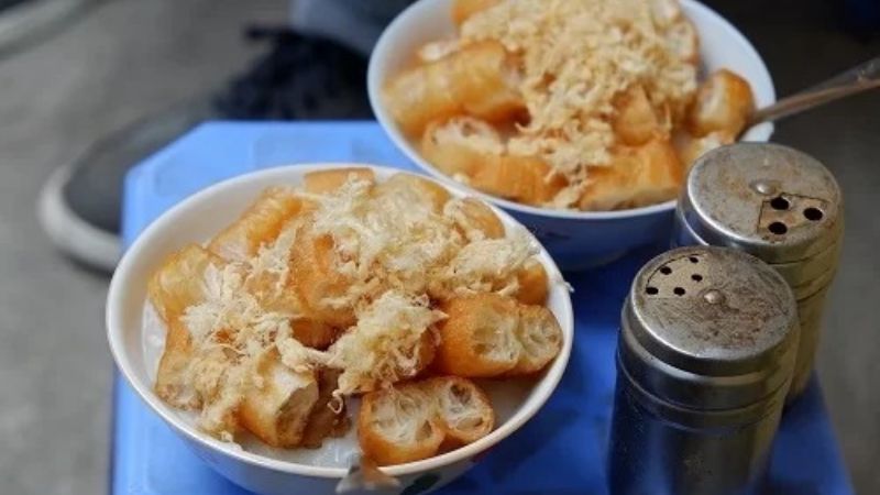 Cháo sườn sụn tại Ngõ Huyện