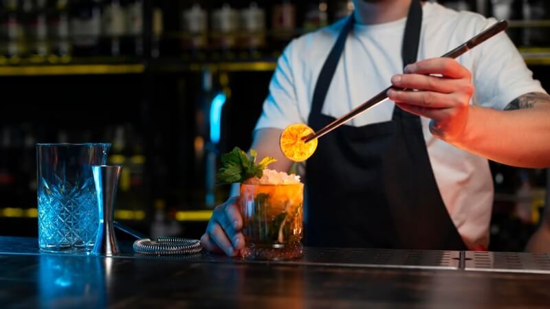 Kỹ thuật 1: Viền miệng ly (Rimming) - Điểm nhấn tinh tế Kỹ thuật 1: Viền miệng ly (Rimming) - Điểm nhấn tinh tế