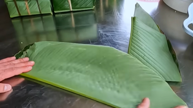 Xếp lạt và lá dong Xếp lạt và lá dong