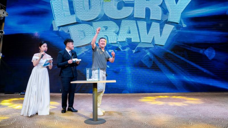 Giải Khuyến Khích & Giải Ba Giải Khuyến Khích & Giải Ba