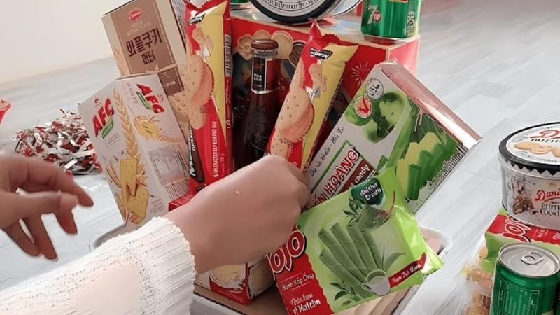 Cách tự làm giỏ quà Tết đẹp tại nhà