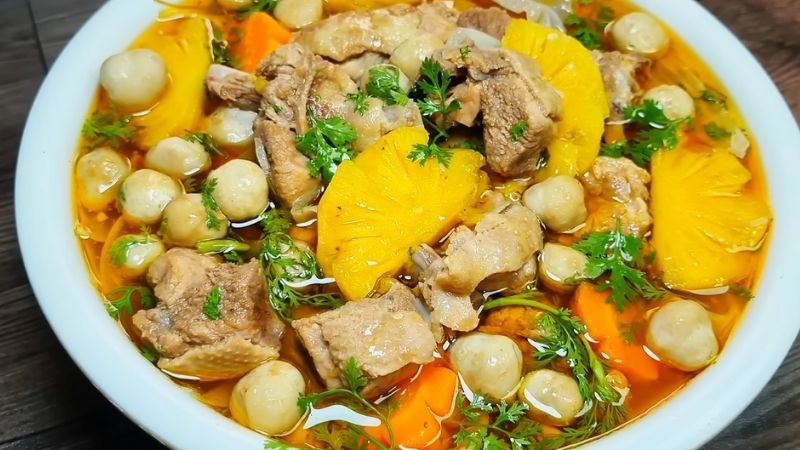 Thưởng thức vịt nấu khóm Thưởng thức vịt nấu khóm