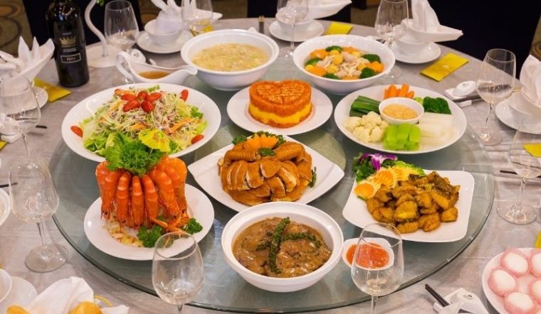 Gợi ý thực đơn tiệc tân gia sang trọng, ngon, dễ làm, chuẩn đãi khách