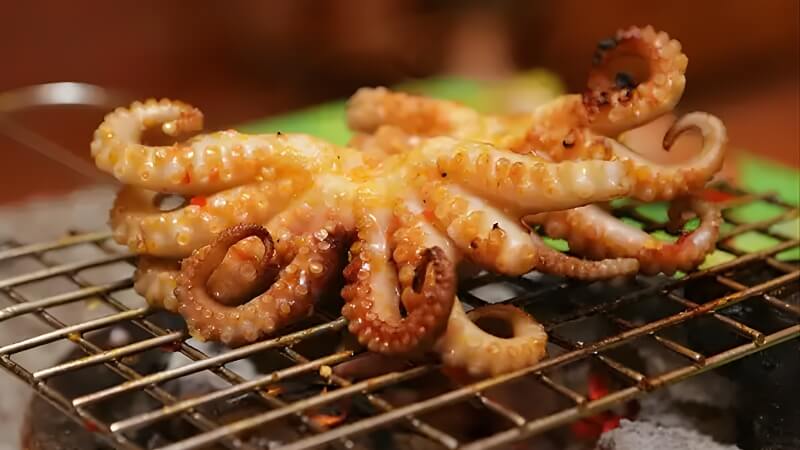 Mực/Bạch tuộc nướng sa tế Mực/Bạch tuộc nướng sa tế