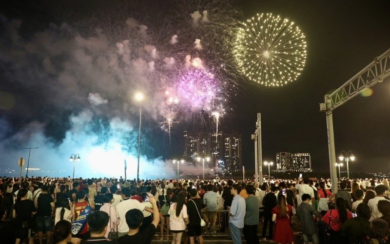 Chuẩn bị kỹ lưỡng giúp trải nghiệm xem pháo hoa an toàn và thoải mái Chuẩn bị kỹ lưỡng giúp trải nghiệm xem pháo hoa an toàn và thoải mái