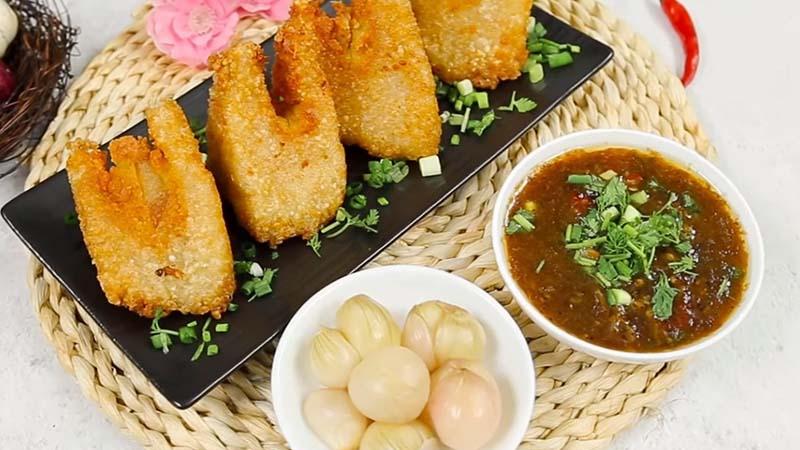 Canh rươi nấu măng thơm ngon Canh rươi nấu măng thơm ngon