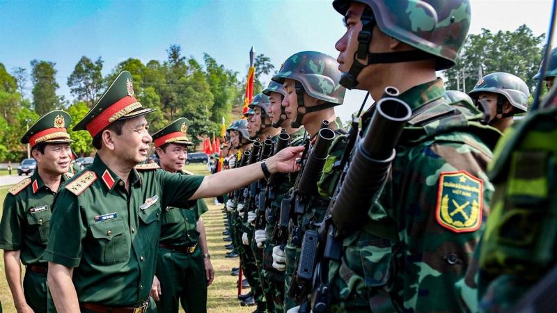 Định nghĩa và vai trò của khẩu hiệu trong quân đội