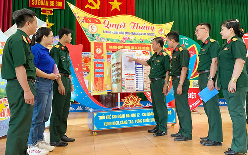 Làm thế nào để chọn chủ đề báo tường phù hợp với từng dịp lễ? Làm thế nào để chọn chủ đề báo tường phù hợp với từng dịp lễ?