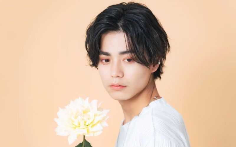 Kiểu tóc 5/5 mang vẻ cân đối, trẻ trung và dễ phối trang phục Kiểu tócKiểu tóc 5/5 mang vẻ cân đối, trẻ trung và dễ phối trang phục