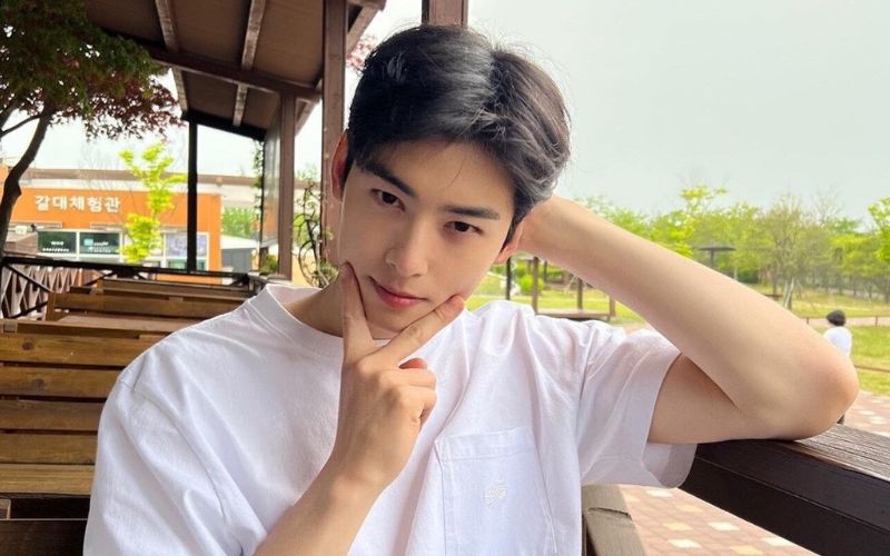 Tóc 5/5 có ưu điểm linh hoạt và trẻ trung nhưng cần chăm sóc đúng cách để giữ form Tóc 5/5 có ưu điểm linh hoạt và trẻ trung nhưng cần chăm sóc đúng cách để giữ form