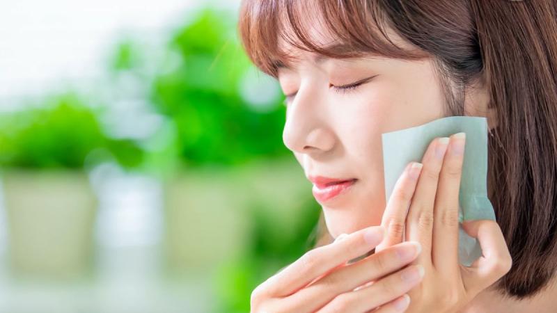 Kiểm soát dầu thừa trên da