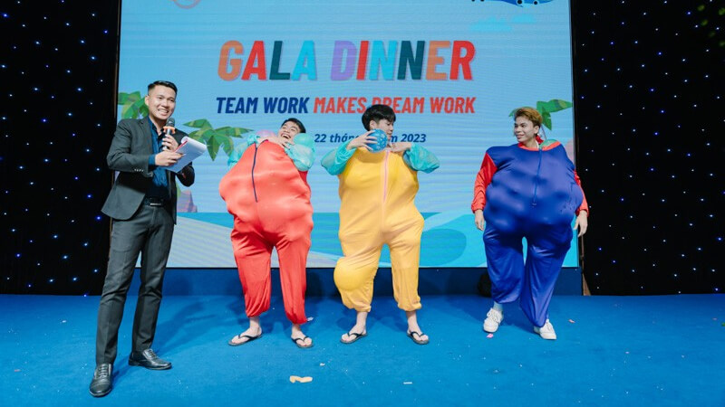 Trò chơi gala dinner là gì?