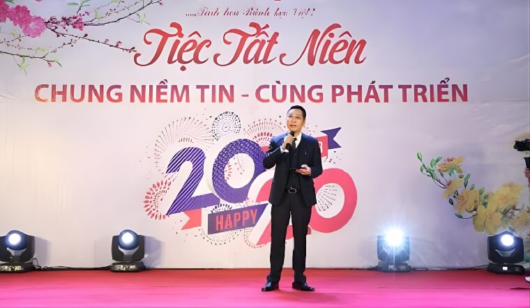 Mẫu bài phát biểu tổng kết năm công ty hay, truyền cảm hứng