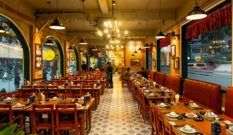 Top 10 nhà hàng tổ chức tiệc công ty tại Hà Nội uy tín, chuyên nghiệp