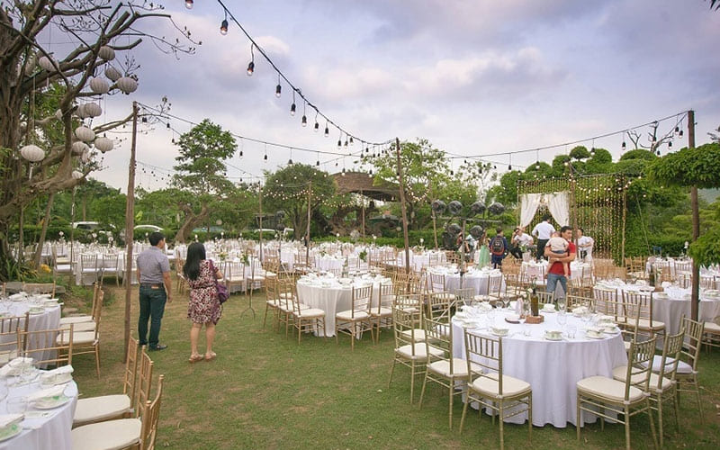 Softwater tạo không gian sân vườn yên bình như “ốc đảo xanh”.