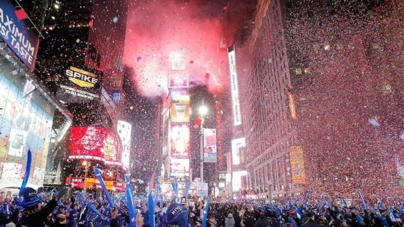 Đếm ngược chào năm mới