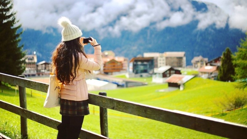 Bạn nên chọn trang phục màu sắc tươi sáng và chỉnh tề Bạn nên chọn trang phục màu sắc tươi sáng và chỉnh tề