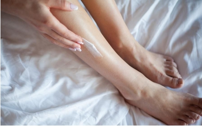 Dưỡng ẩm và chống nắng đúng cách sau tắm trắng giúp bảo vệ da