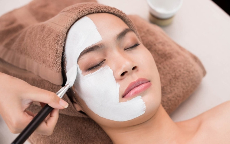 Ủ trắng tại spa giúp da sáng nhanh và cấp ẩm hiệu quả