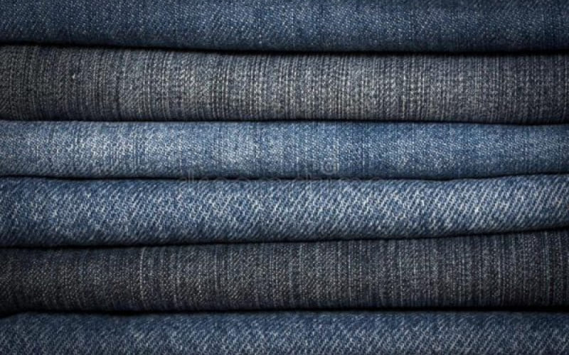 Denim cải tiến mang đến diện mạo trẻ trung, linh hoạt