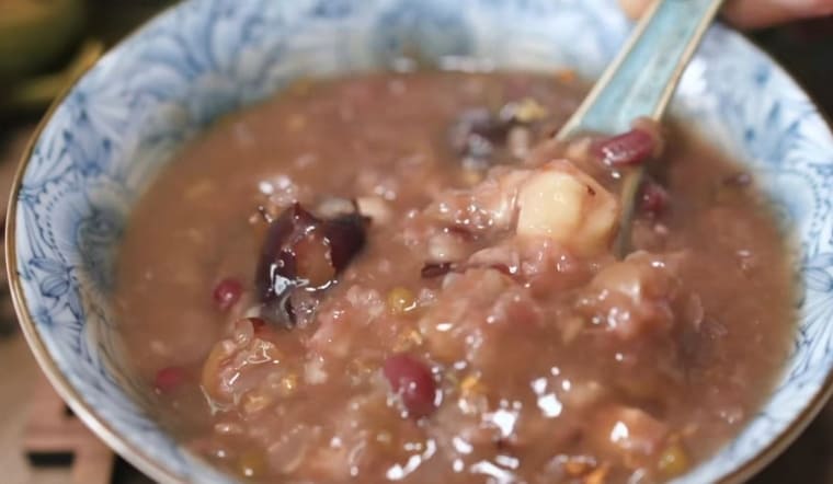 Cách nấu cháo sen bát bảo thơm ngon, bổ dưỡng