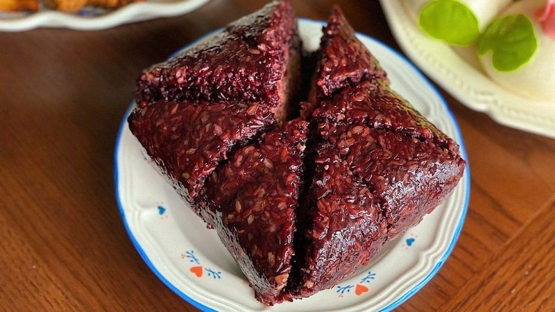 Bánh chưng gạo lứt Bánh chưng gạo lứt