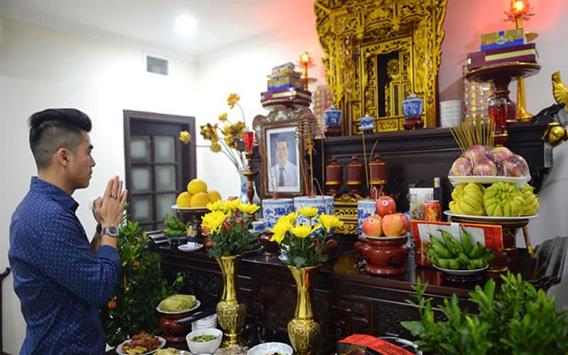 Văn khấn mâm cúng mùng 1 hàng tháng