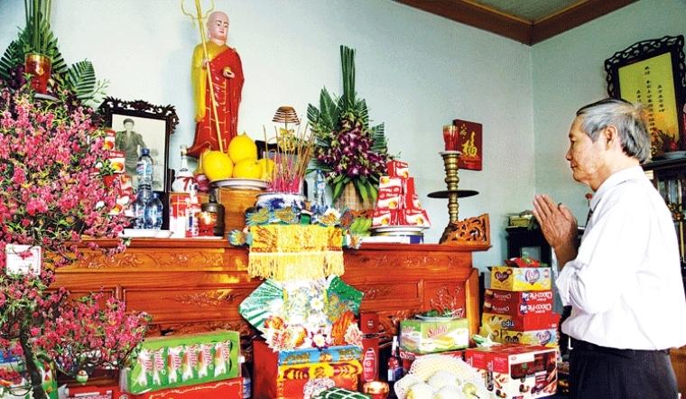 Cúng Phật nên dâng bánh kẹo gì? Những loại bánh kẹo cúng Phật nên dùng