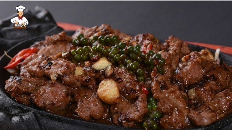 bò cháy tỏi sốt tiêu xanh