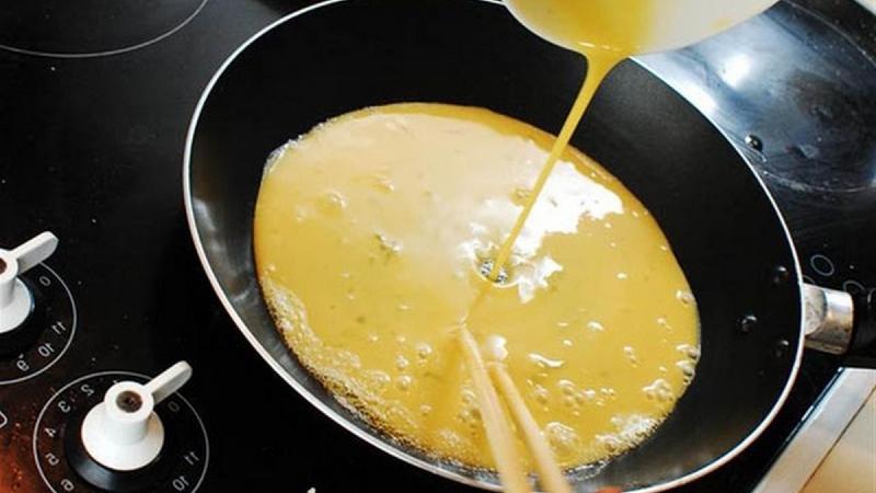 Rán trứng Rán trứng