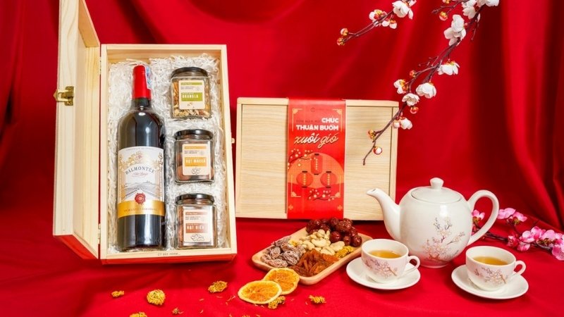 Hãy kiểm tra kỹ ngày sản xuất in dập nổi trực tiếp trên bao bì và quét mã QR/Barcode