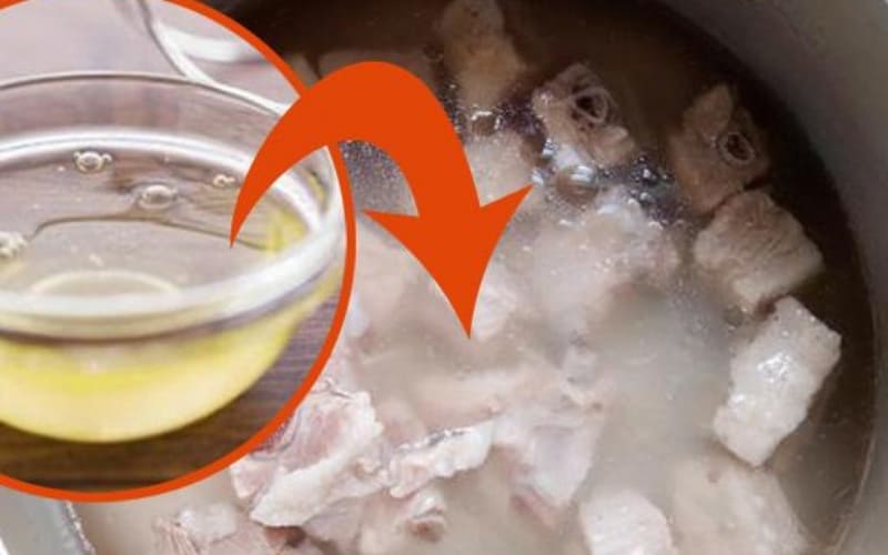 Đổ bớt nước chỉ nên áp dụng khi canh quá mặn. Đổ bớt nước chỉ nên áp dụng khi canh quá mặn.