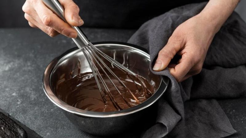 Tại sao socola bị vón cục? Tại sao socola bị vón cục?