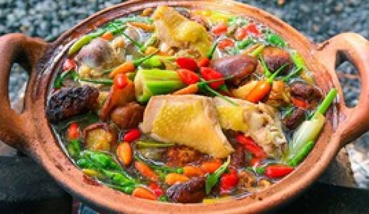 Đổi gió với món lẩu gà ớt hiểm thơm ngon khó cưỡng