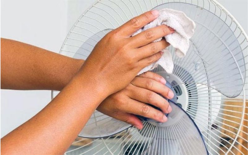 Những sai lầm nhỏ khi vệ sinh có thể làm quạt nhanh hỏng hơn
