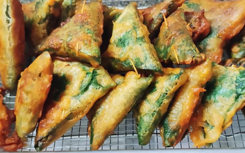 Chả lá lốt chay hoàn chỉnh, thơm ngon bắt mắt.