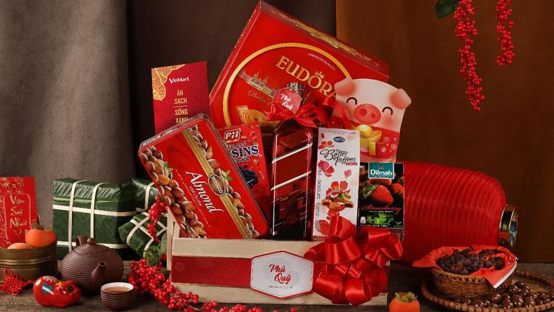 Quà Tết cho nhân viên - Top 15+ món quà ý nghĩa & thiết thực nhất