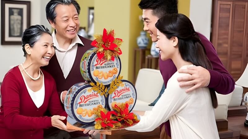 Tháp bánh Tết Bách hóa XANH phù hợp biếu tặng ai? Tháp bánh Tết Bách hóa XANH phù hợp biếu tặng ai?